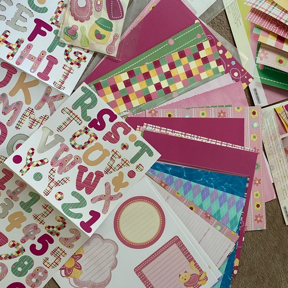 Baby girl scrapbooking pack - Picture 2 of 5